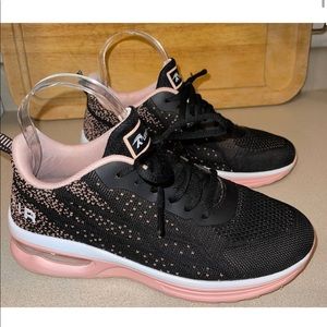 Nike Air Women Running/Walking Athletic Tennis Shoes